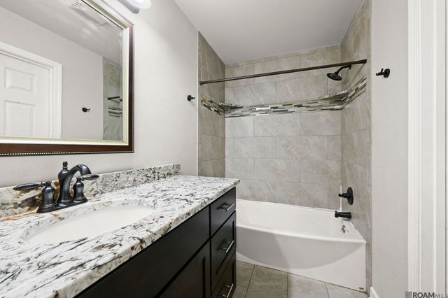 25422 Homestead Dr, Denham Springs, LA 70726