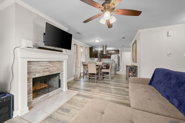 25422 Homestead Dr, Denham Springs, LA 70726