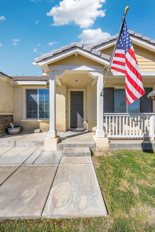 Image 3 of property listing at 15795 Hammett Court, Moreno Valley, CA 92555