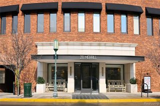 211 E Merrill Street 404, Birmingham, MI 48009