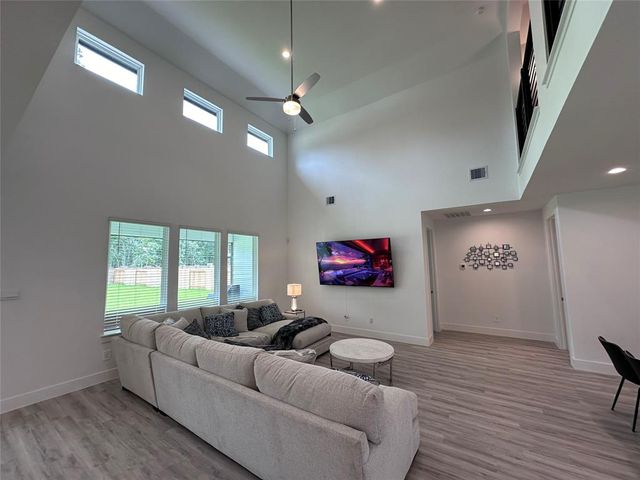 14216 Silver Maple Court, Conroe, TX 77384