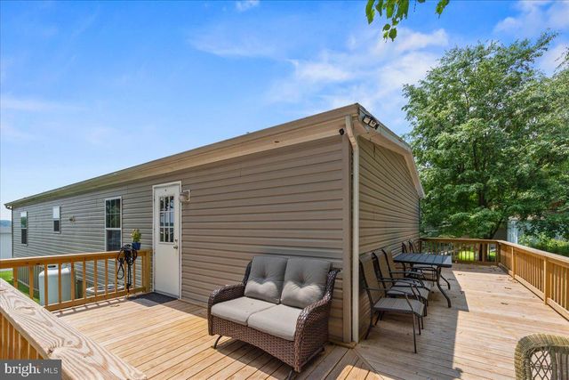 28-A OAK KNOLL EST, Elizabethtown, PA 17022