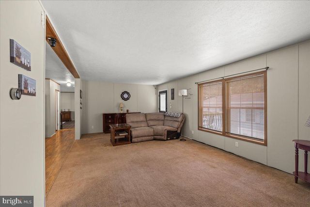 28-A OAK KNOLL EST, Elizabethtown, PA 17022