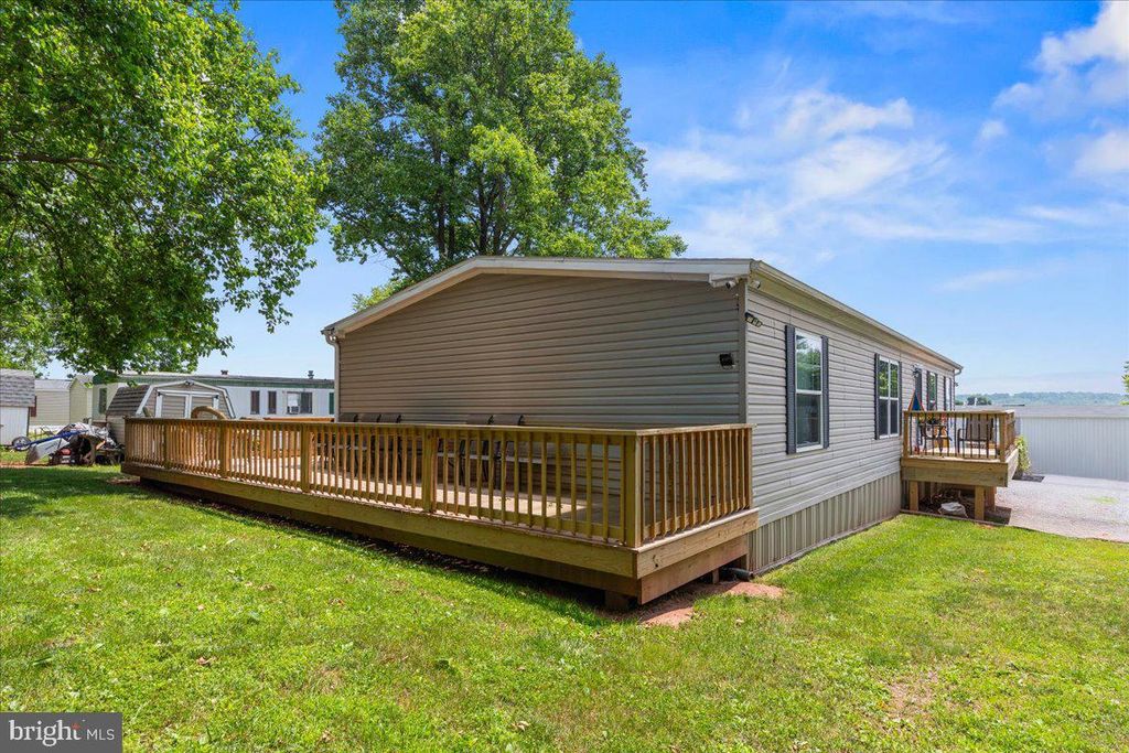 28-A OAK KNOLL EST, Elizabethtown, PA 17022