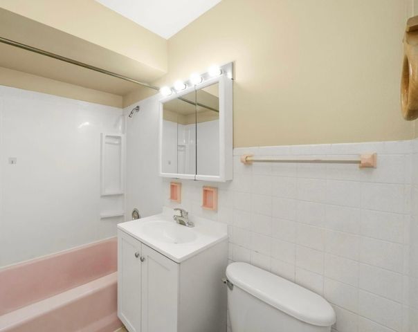 1213 N 34TH Avenue 16, Melrose Park, IL 60160