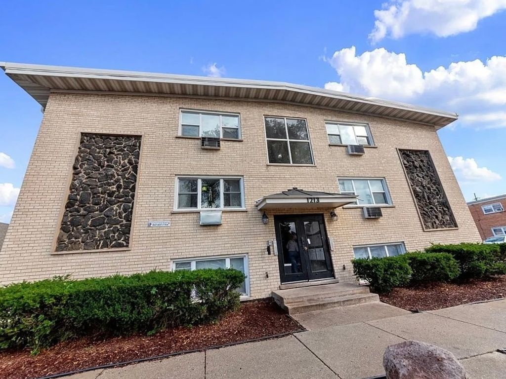 1213 N 34TH Avenue 16, Melrose Park, IL 60160