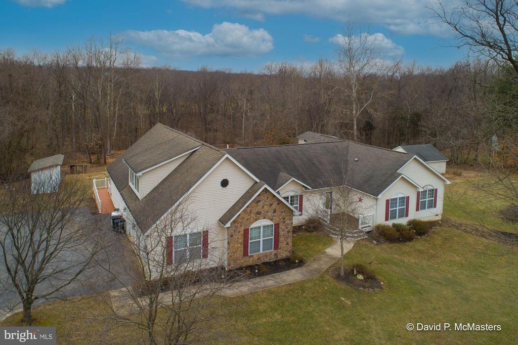 217 DEER TRL, Shepherdstown, WV 25443