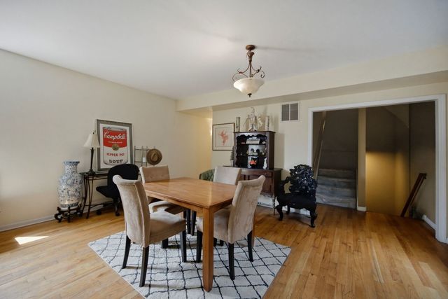 1412 W Diversey Parkway B, Chicago, IL 60614