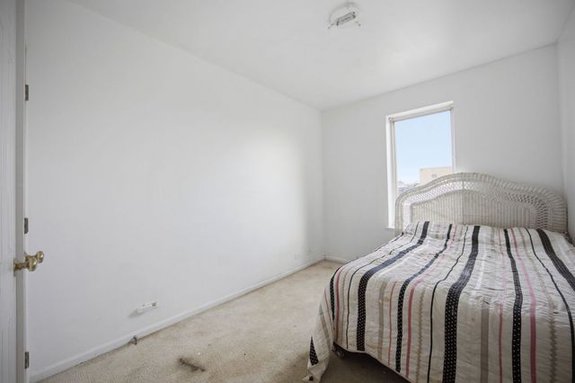 1412 W Diversey Parkway B, Chicago, IL 60614