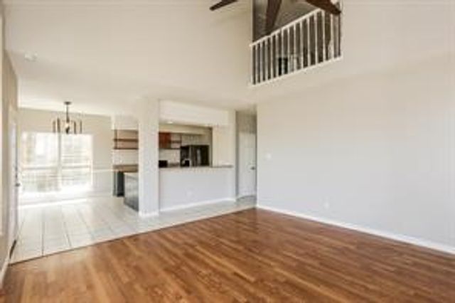 813 Lionel Way, Fort Worth, TX 76108