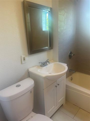 3214 Hutchins Street 2, Houston, TX 77004