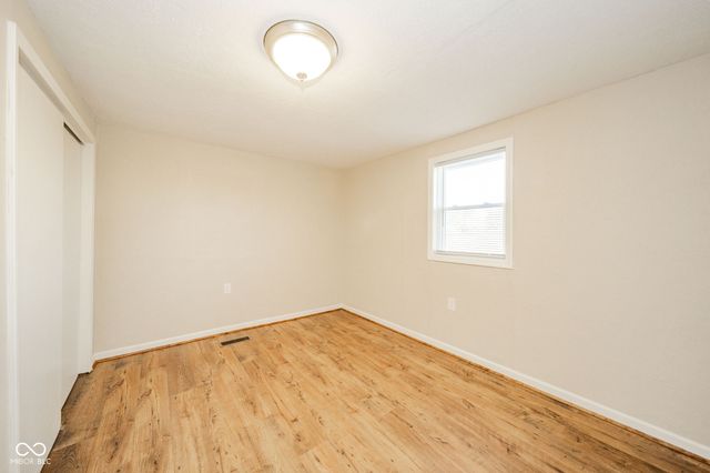 1521 E 1700 N, Summitville, IN 46070