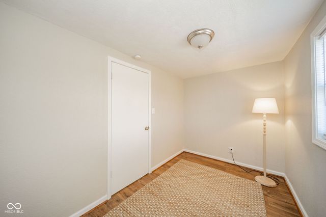 1521 E 1700 N, Summitville, IN 46070