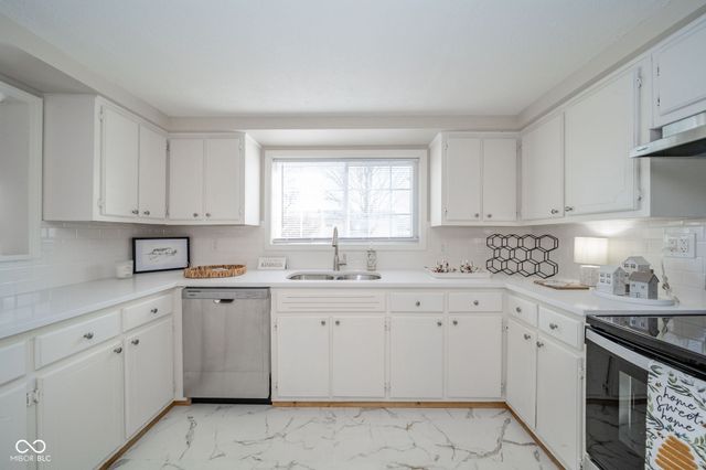 1521 E 1700 N, Summitville, IN 46070