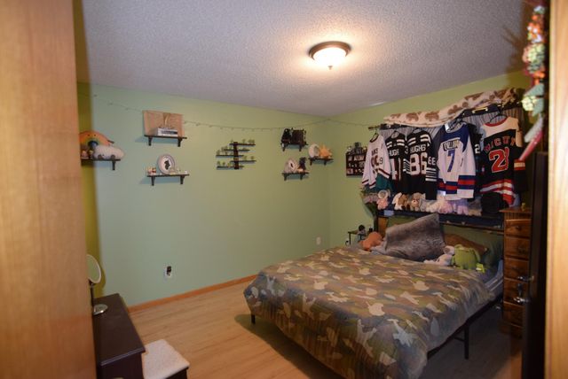 5756 Woodbridge Drive, Savage, MN 55378