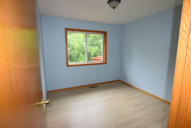 5756 Woodbridge Drive, Savage, MN 55378