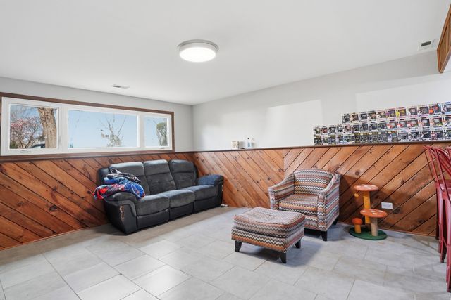 1431 Lake Avenue, Whiting, IN 46394