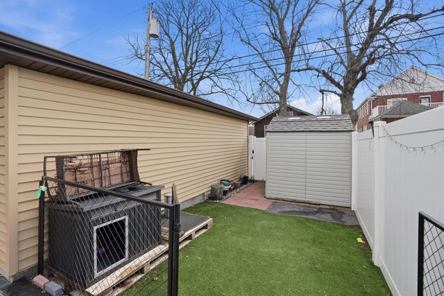 1431 Lake Avenue, Whiting, IN 46394
