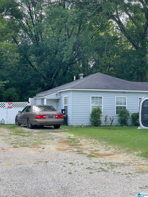 121 HOUSTON DRIVE, Bessemer, AL 35020