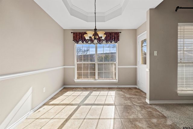 5401 Hollytree Dr. 604, Tyler, TX 75703