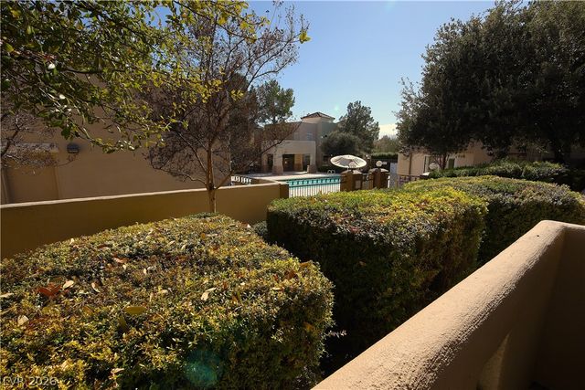 1908 Mountain Hills Court 103, Las Vegas, NV 89128