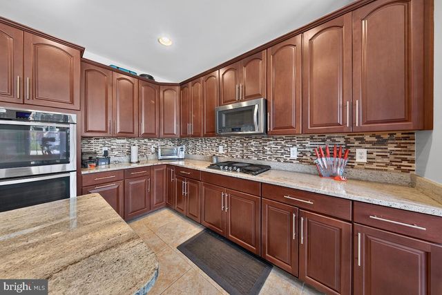 201 PARKER DR, Middletown, DE 19709