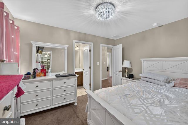 201 PARKER DR, Middletown, DE 19709