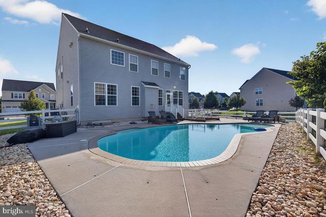 201 PARKER DR, Middletown, DE 19709
