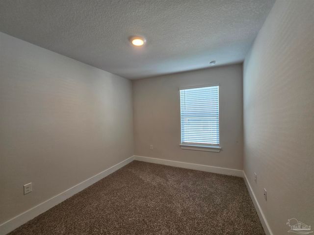 9525 Nature Creek Cir, Pensacola, FL 32526