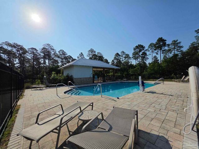 9525 Nature Creek Cir, Pensacola, FL 32526