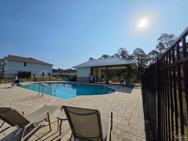 9525 Nature Creek Cir, Pensacola, FL 32526