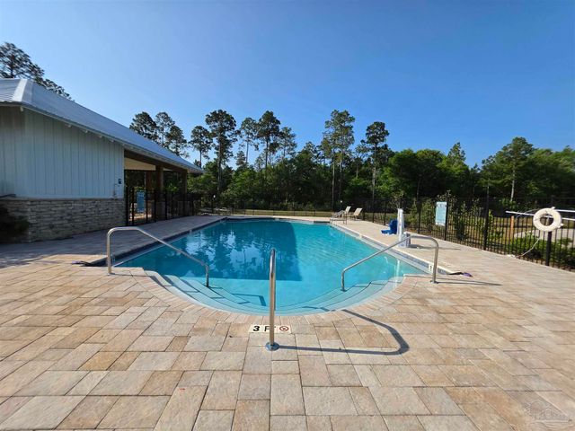 9525 Nature Creek Cir, Pensacola, FL 32526