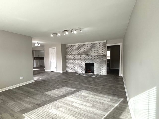 17092 Lincoln Street, Hazel Crest, IL 60429