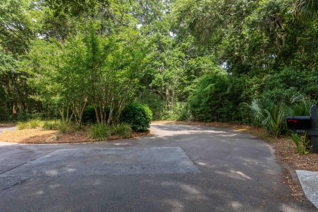 2124 Royal Pine Drive, Seabrook Island, SC 29455