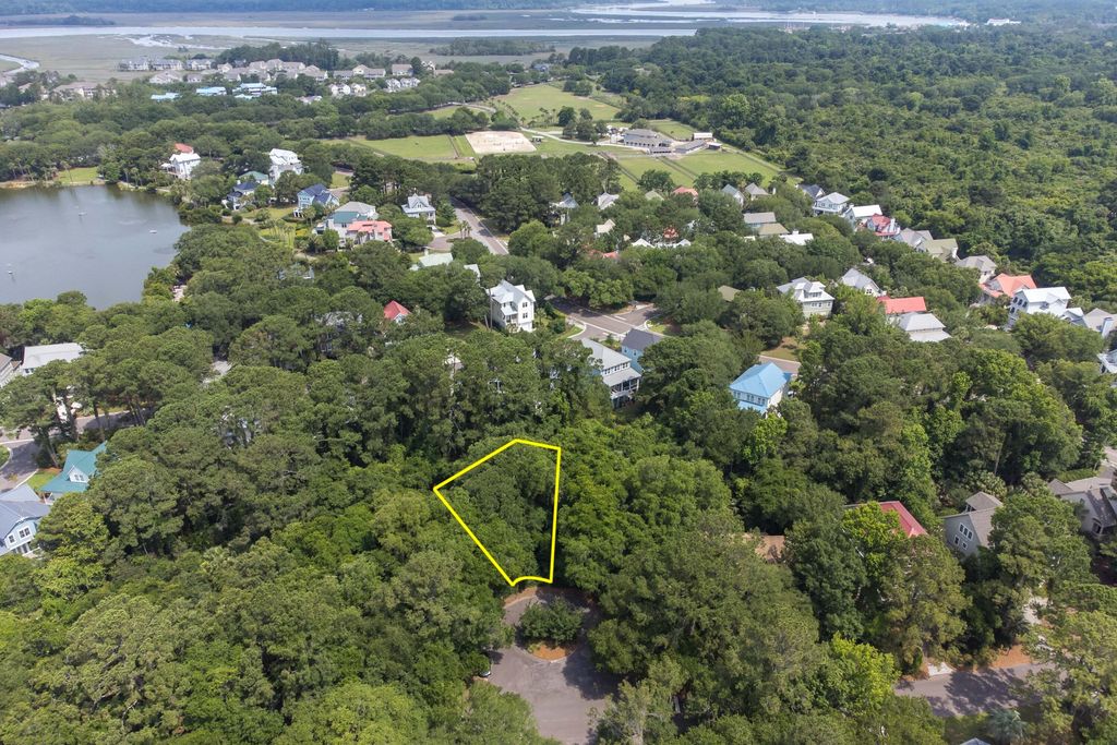 2124 Royal Pine Drive, Seabrook Island, SC 29455