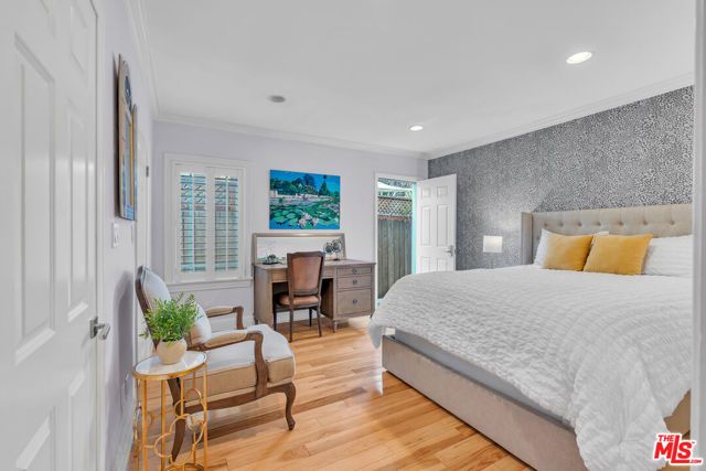 326 N Doheny Drive, Beverly Hills, CA 90211