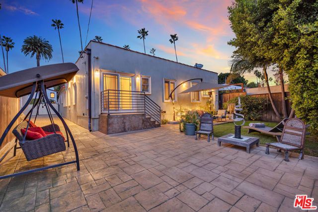 326 N Doheny Drive, Beverly Hills, CA 90211