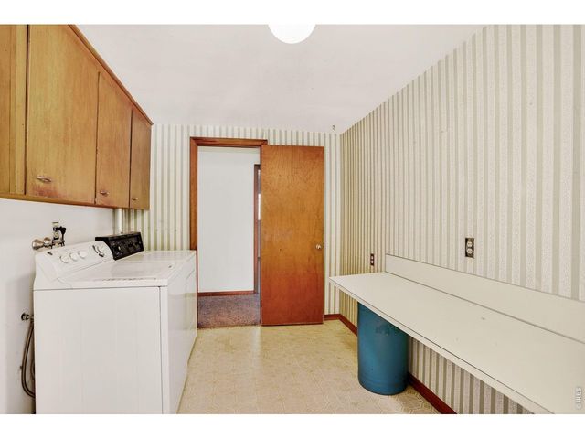 1035 N 4th St, Berthoud, CO 80513