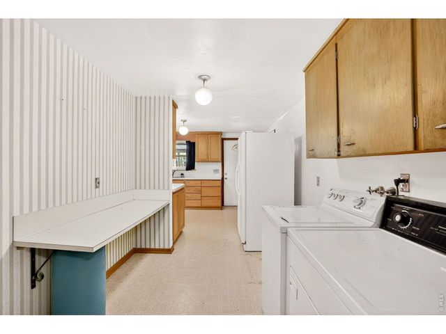 1035 N 4th St, Berthoud, CO 80513