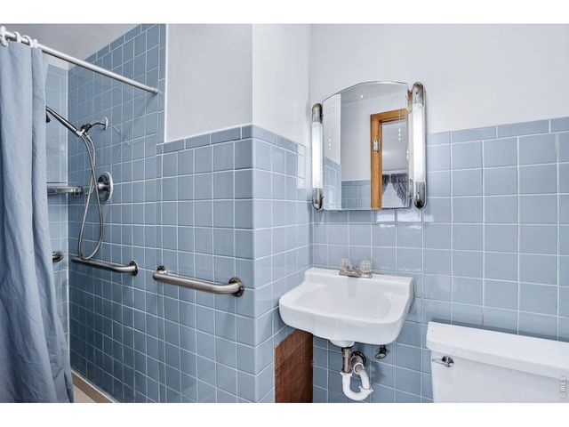 1035 N 4th St, Berthoud, CO 80513