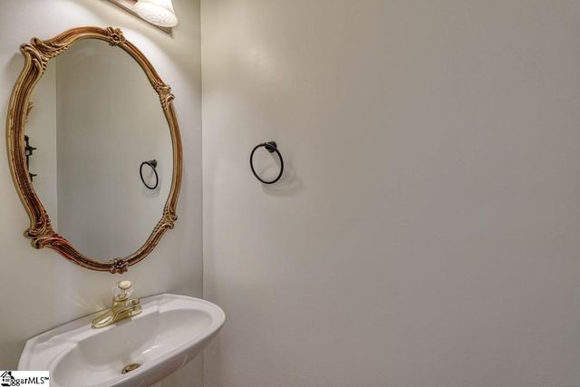 649 Innisbrook Lane, Spartanburg, SC 29306