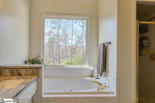 649 Innisbrook Lane, Spartanburg, SC 29306