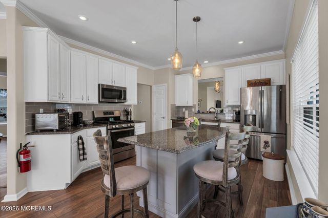 56 Rochford Drive, Manchester, NJ 08759