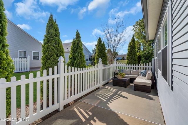 56 Rochford Drive, Manchester, NJ 08759