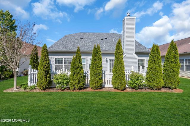 56 Rochford Drive, Manchester, NJ 08759