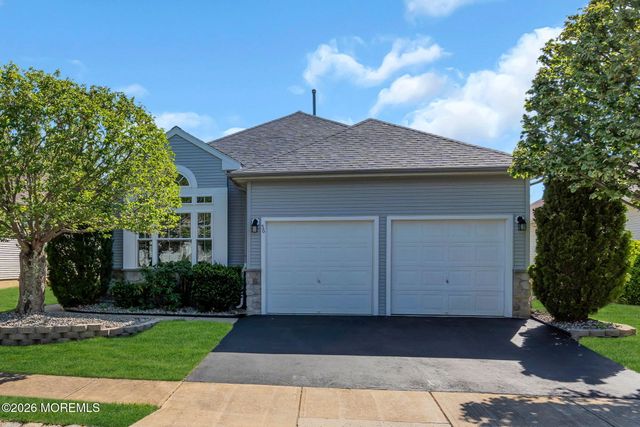 56 Rochford Drive, Manchester, NJ 08759