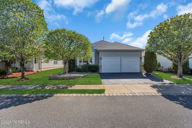 56 Rochford Drive, Manchester, NJ 08759
