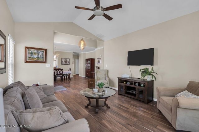 56 Rochford Drive, Manchester, NJ 08759