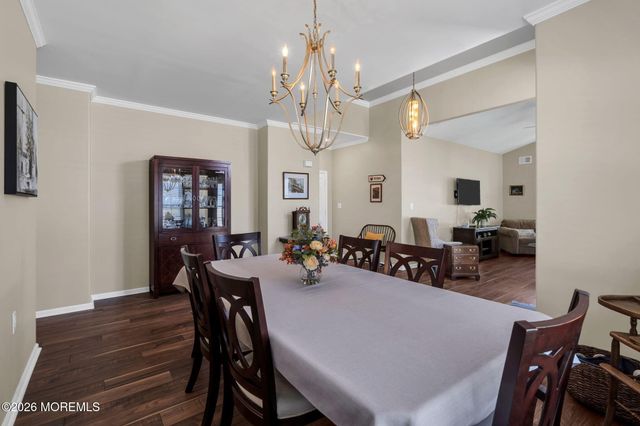 56 Rochford Drive, Manchester, NJ 08759
