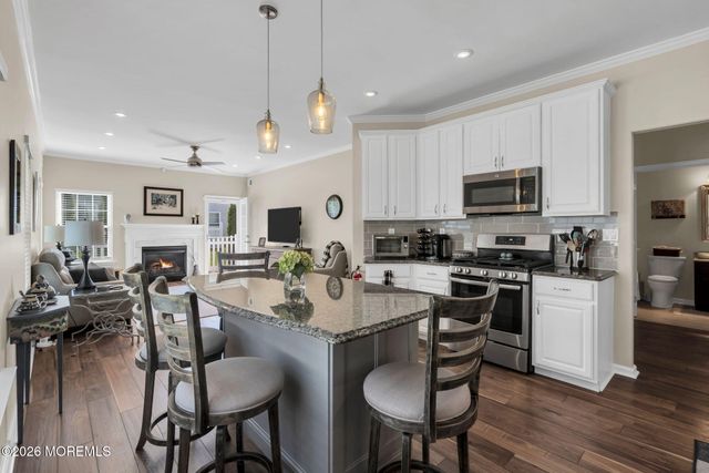 56 Rochford Drive, Manchester, NJ 08759